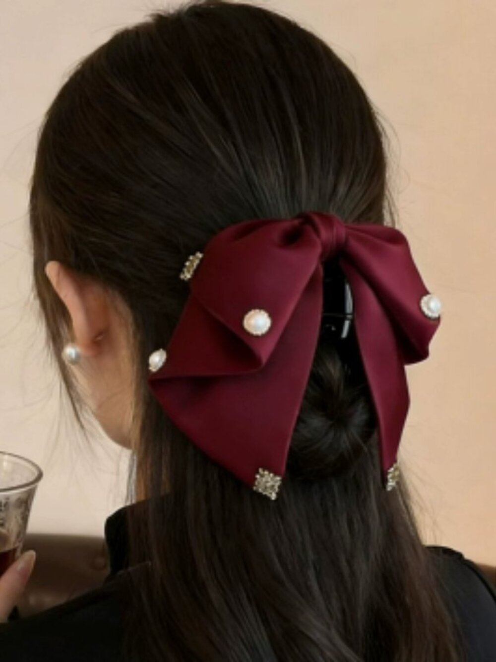 Women's hair clip